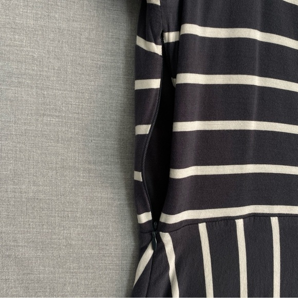 Loft Mini Dress Sz 12 Grey White Stripe Short Sleeve Back Cutout A-line Skirt - Picture 4 of 12